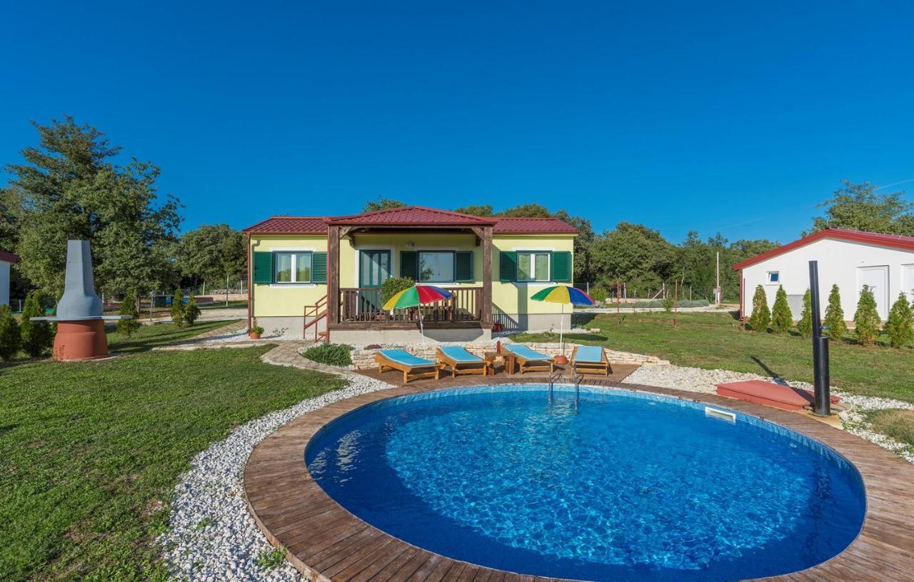 Holiday Park Village Jelovci Kringa 外观 照片