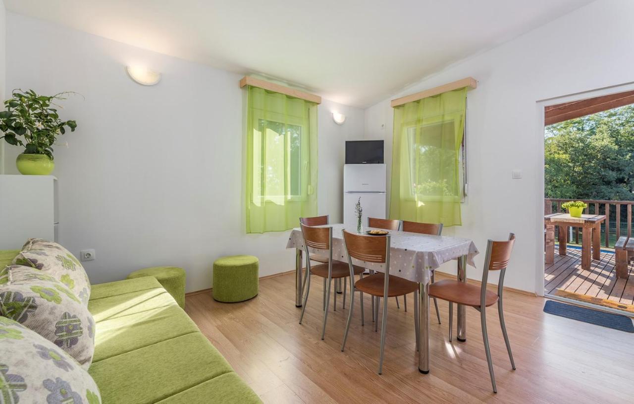 Holiday Park Village Jelovci Kringa 外观 照片