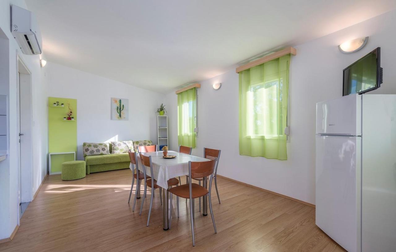 Holiday Park Village Jelovci Kringa 外观 照片